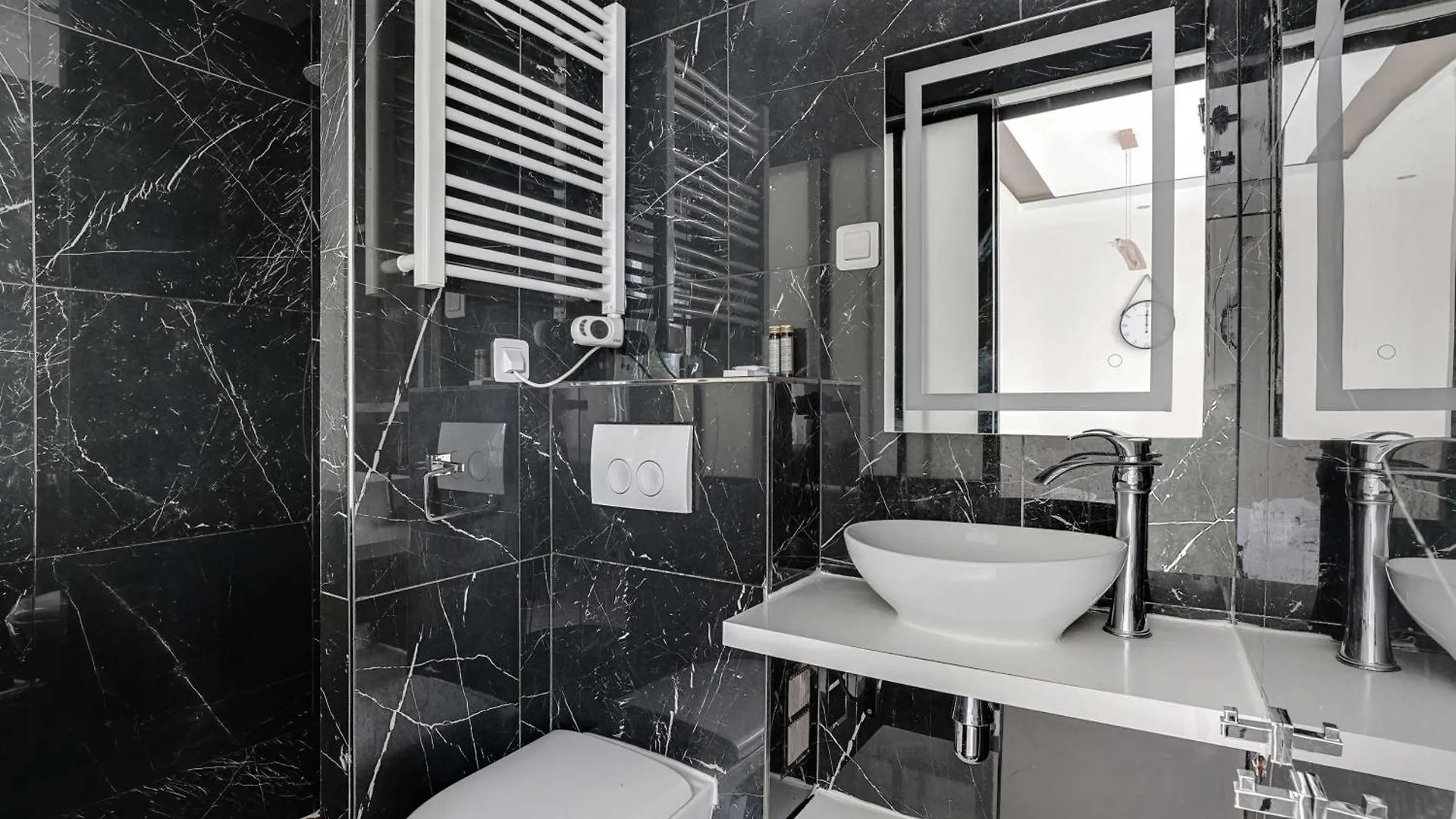 Charming Studio - 2P - Paris Centre Apartment